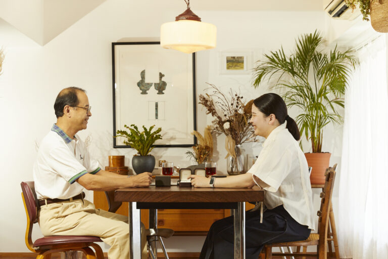 30歳の節目に自分へ贈る。両親の指輪を身に着け新たなスタートを。